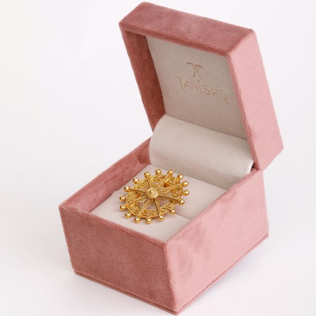 Radiant Vishu Sun Pendant 5