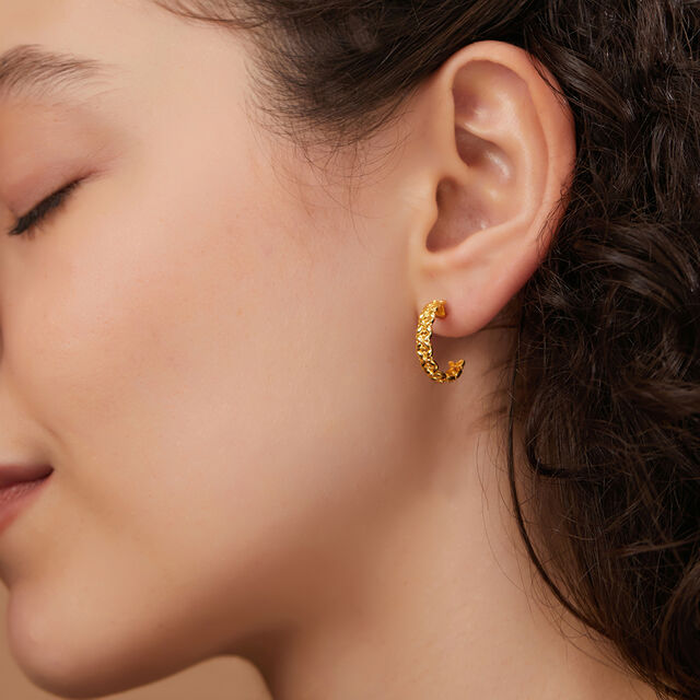 Dual-Sided Floral Hoop Earrings 2