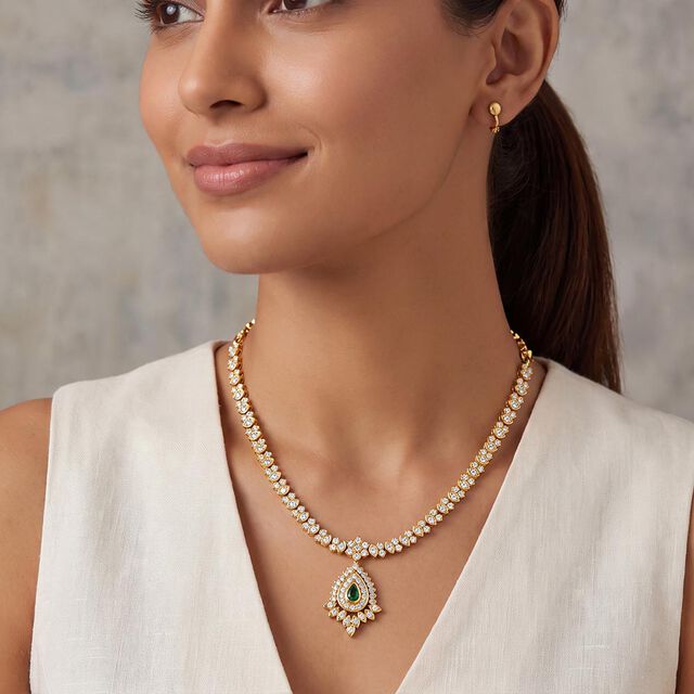 Tanishq 22KT Diamond Necklace for Women 3