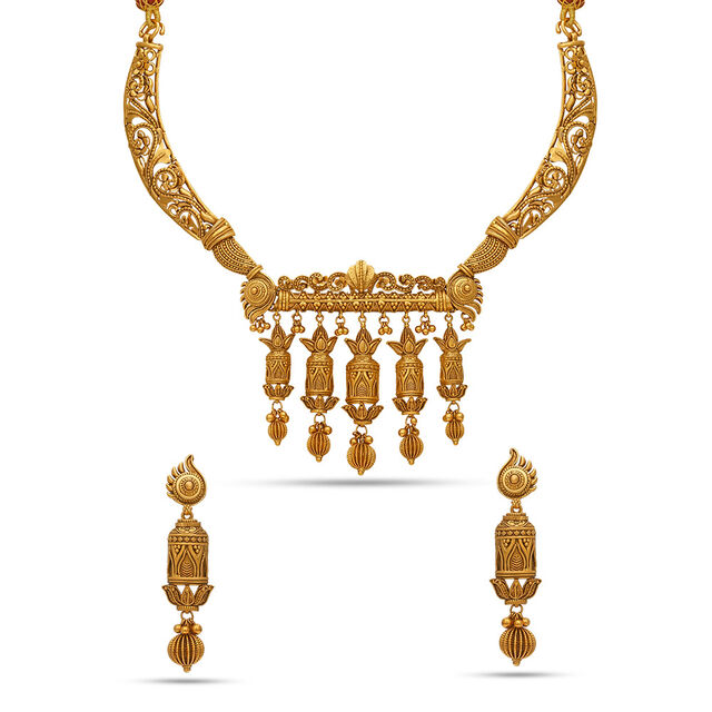 Tanishq 22 Karat Gold Necklace Set for Women 
