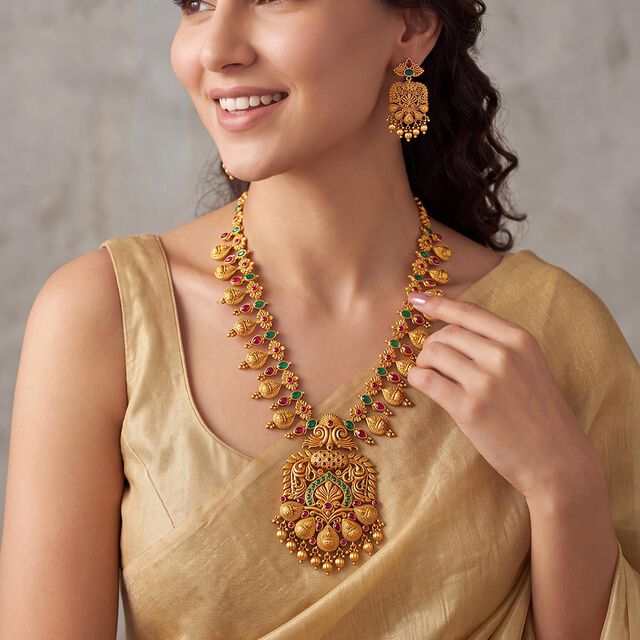 Tanishq 22KT  Gold Necklace Set  for Women 3