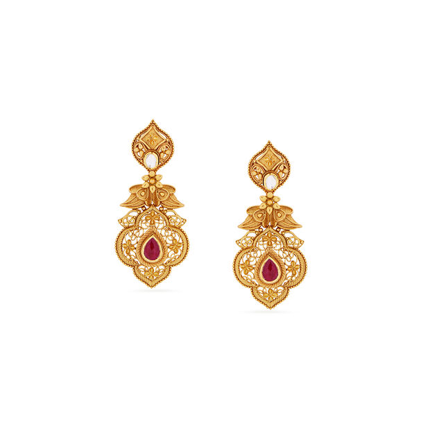 Captivating Gold and Glass Kundan Necklace Set 4
