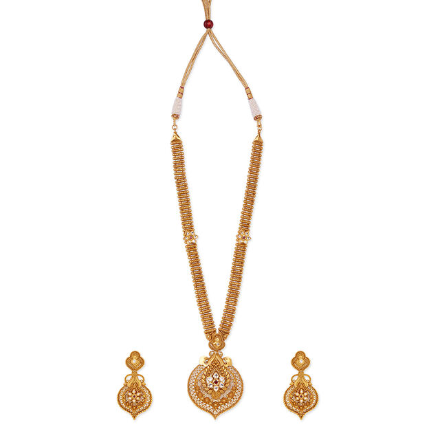 Memorable Gold and Glass Kundan Necklace Set 