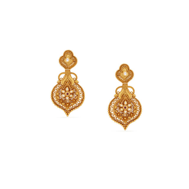 Memorable Gold and Glass Kundan Necklace Set 4