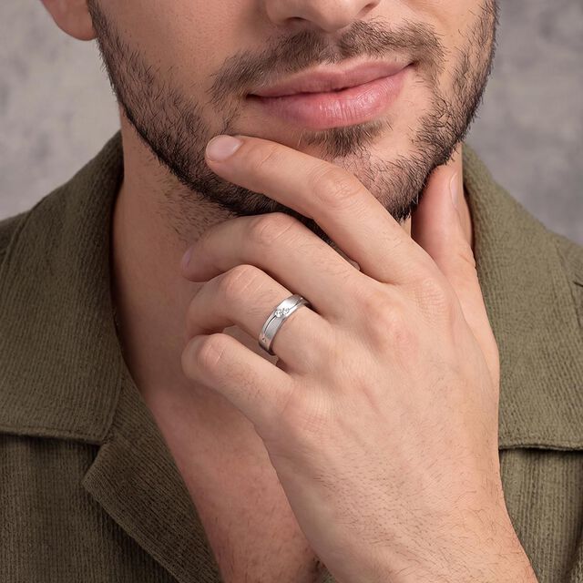Tanishq Platinum Diamond Finger Ring for Men 2