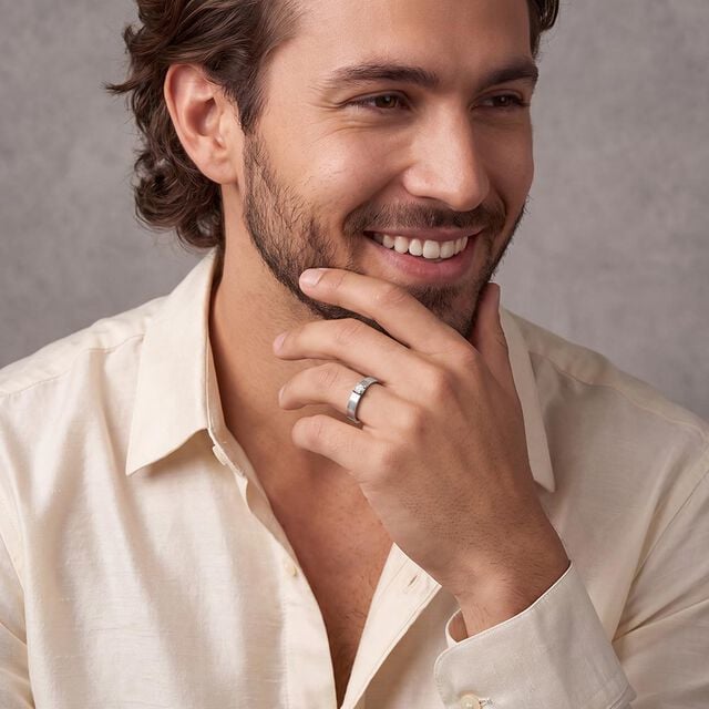 Tanishq  Diamond Finger Ring for Men 3