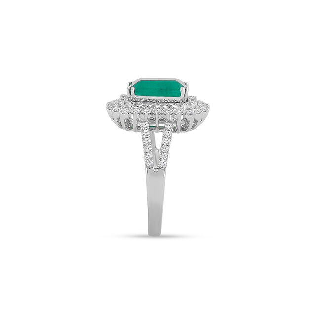 Tanishq 10KT Diamond Finger Ring for Women 4