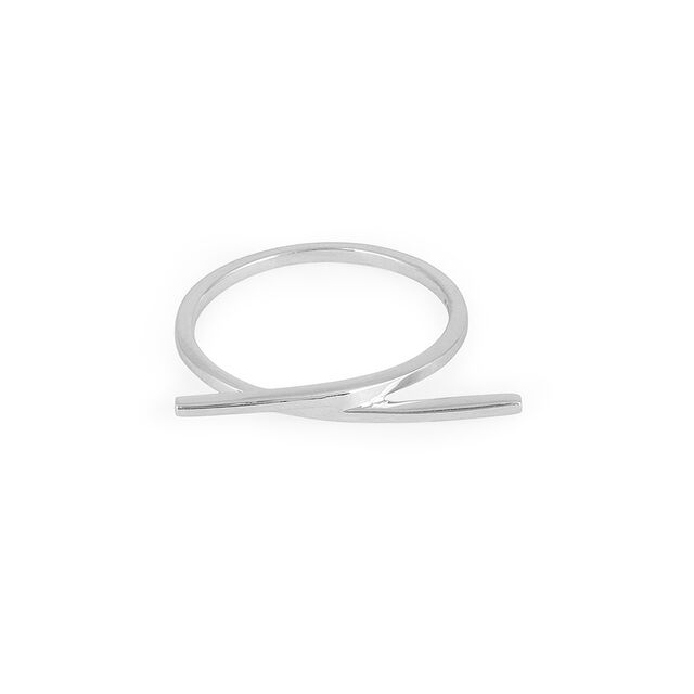 Tanishq 18KT Gold Finger Ring for Women 5