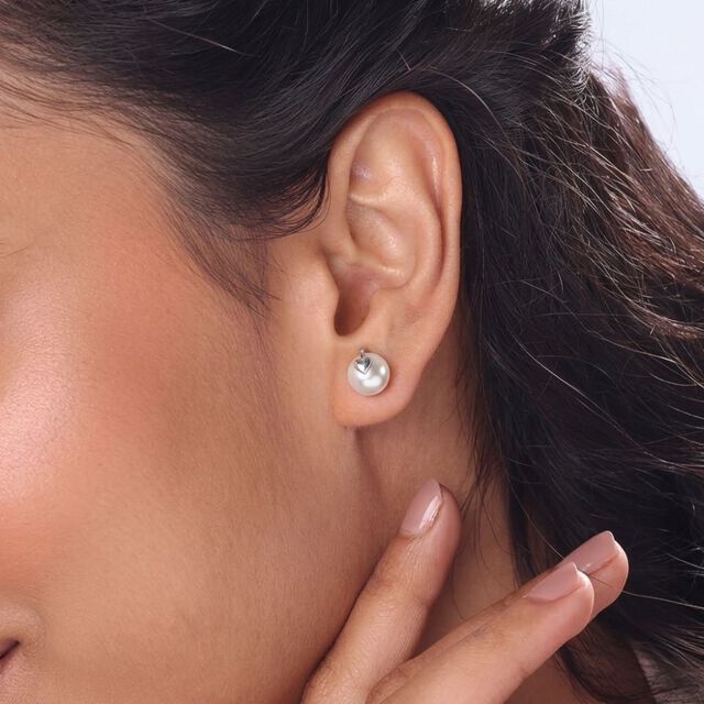 Heartbeat Glow Gold Earrings