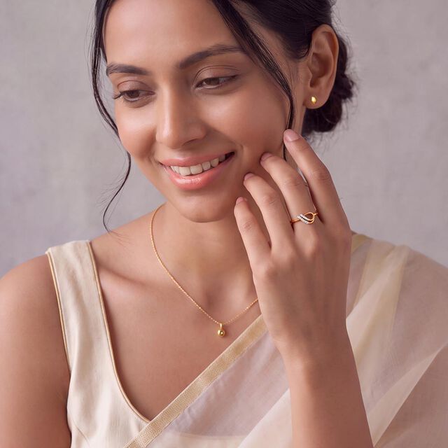 Tanishq 14KT Diamond Gold Finger Ring 3