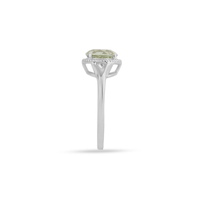 Tanishq 14KT Gold Finger Ring for Women 3