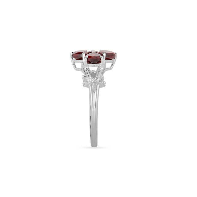Tanishq 14KT Diamond Finger Ring for Women 3