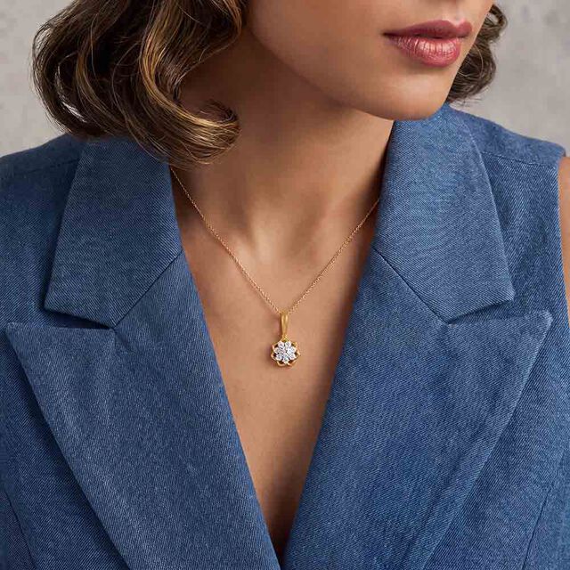 Tanishq 14KT Diamond Pendant for Women 2