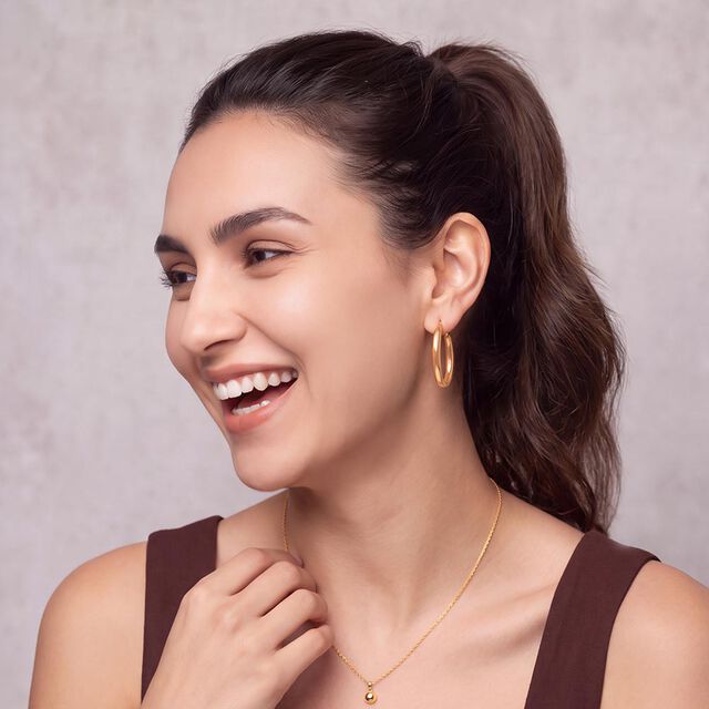 Tanishq Golden Weekend Oval Hoop Earrings for Women 2