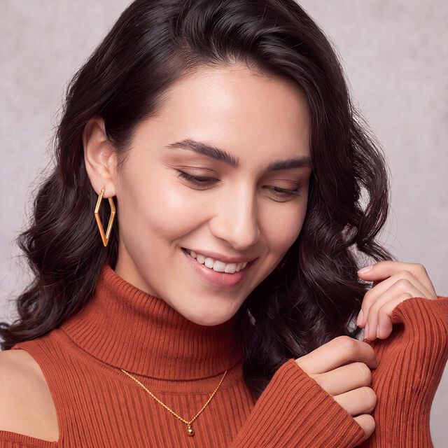 Tanishq Golden Kite Outline Hoop Earrings for Women 