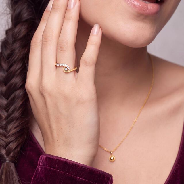 Tanishq 18 KT Curved Diamond Gold Ring for Women,,hi-res 2