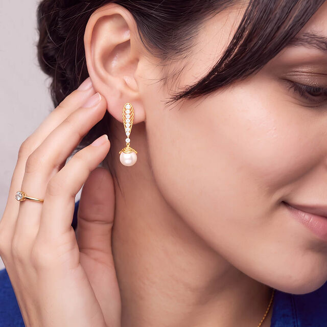 Tanishq 18 KT Diamond Pearl Drop Earrings for Women,,hi-res 2