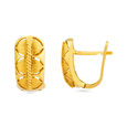 Tanishq 18 Karat Gold Earrings for Women 2