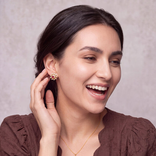 Classic Ruby & Diamond Floral Stud 3