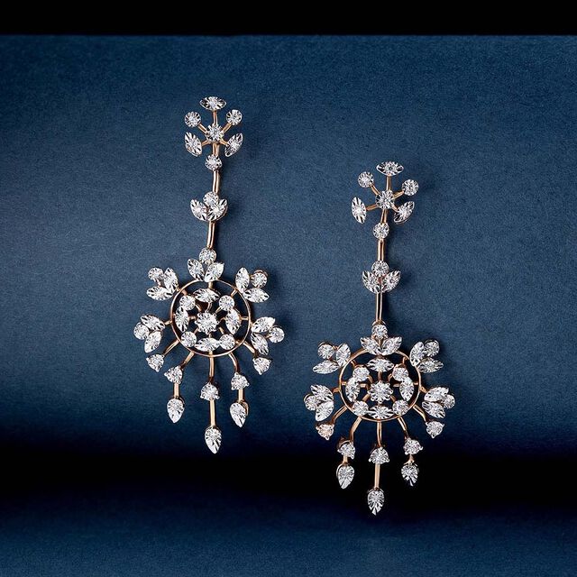 Stunning Gold Earrings 