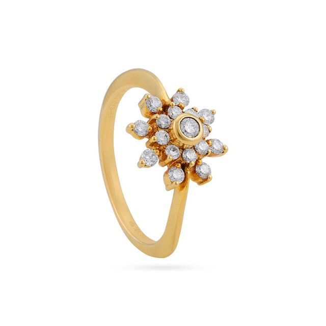Tanishq 18KT Diamond Finger Ring for Women