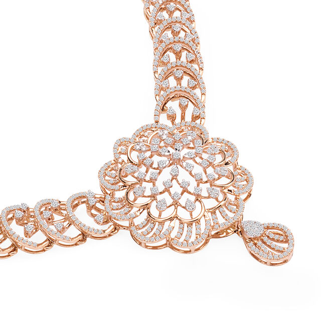 Tanishq 18KT Diamond Necklace for Women 3