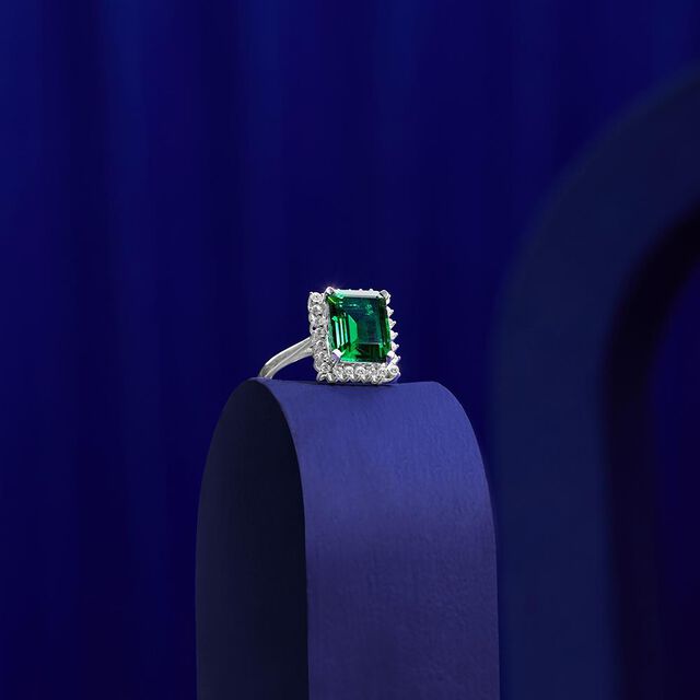White Gold and Diamond Finger Ring with Coloured Stone 