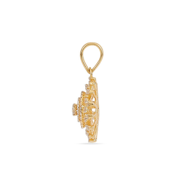 Tanishq 18KT Diamond Pendant for Women 4