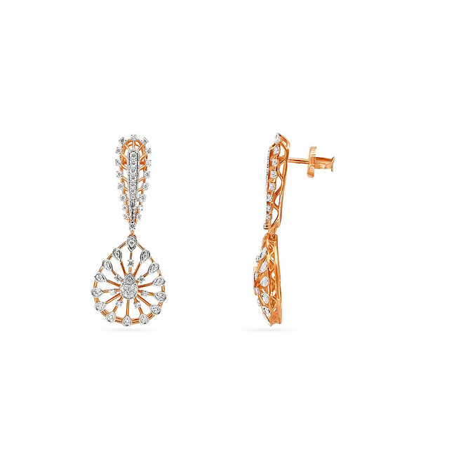Tanishq 18 Karat Diamond Necklace Set for Women 3