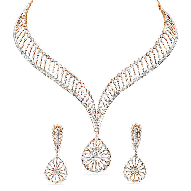 Tanishq 18 Karat Diamond Necklace Set for Women 
