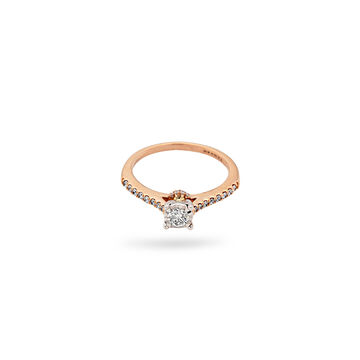 Luxe Solitaire Halo Diamond Ring