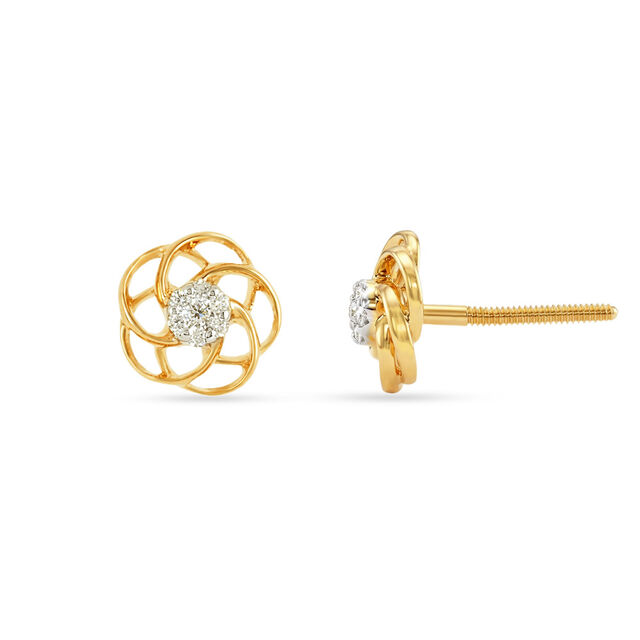 Tanishq 18 KT Floral Cluster Studs for Women 4