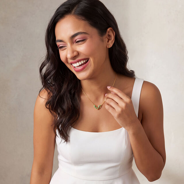 Tanishq 18KT Gold Necklace for Women 2
