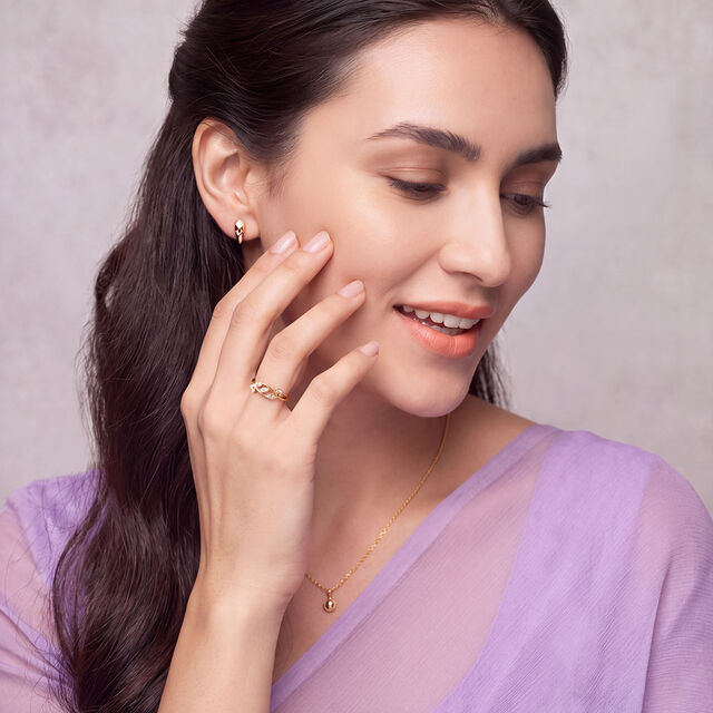 Tanishq 18 KT Flowing Diamond Ring for Women,,hi-res 2