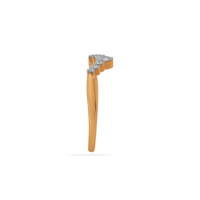 Tanishq 18KT Diamond Finger Ring for Women