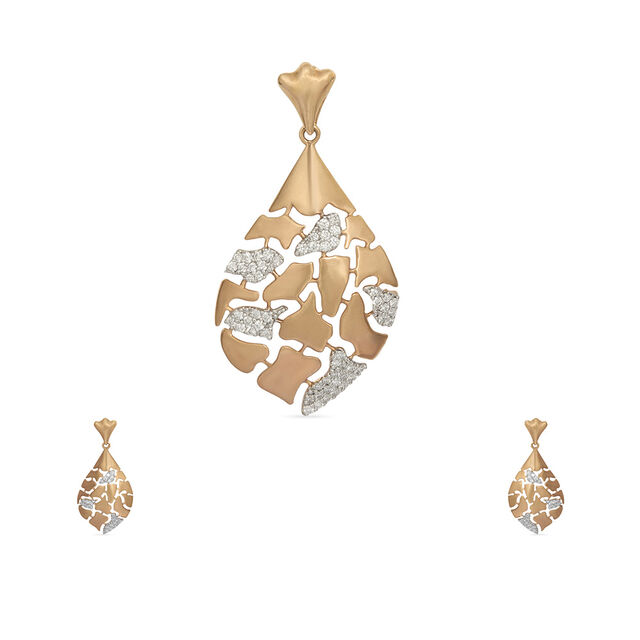 Tanishq 18KT Diamond Pendant and Earrings Set 