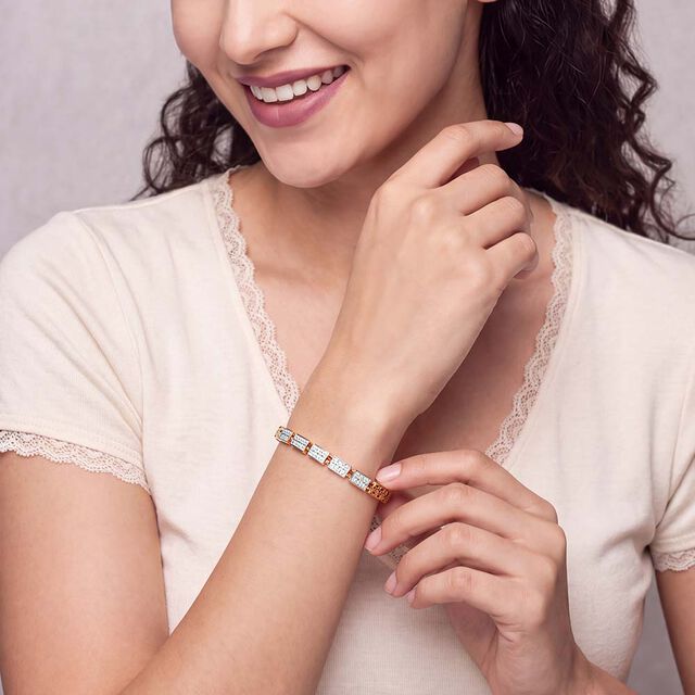 Tanishq 18 KT Diamond Bracelet for Women 2