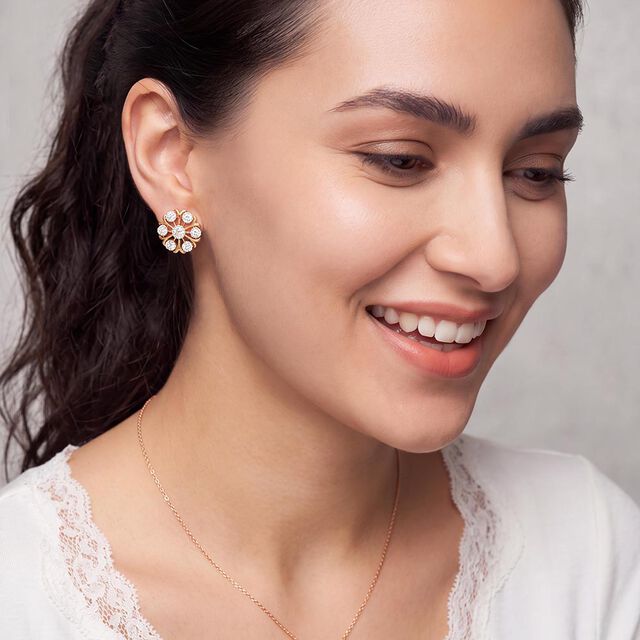 Tanishq 18 KT Diamond Earrings for Women 2