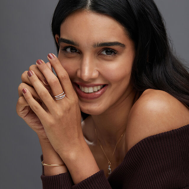 Tanishq 18KT Diamond Finger Ring for Women 2