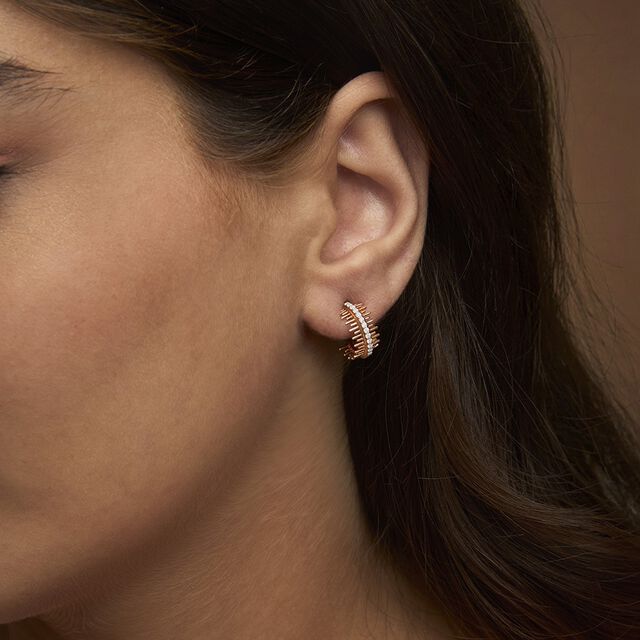 Tanishq 18KT Diamond Hoop Earrings for Women 2