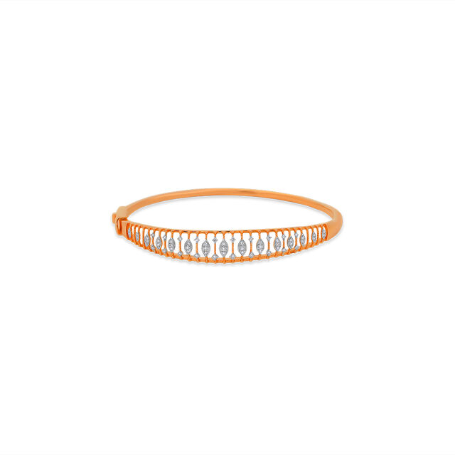 Tanishq 18 KT Diamond Bangle for Women 4