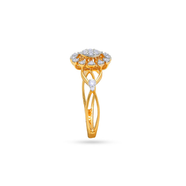 Tanishq 18KT Diamond  Finger Ring
