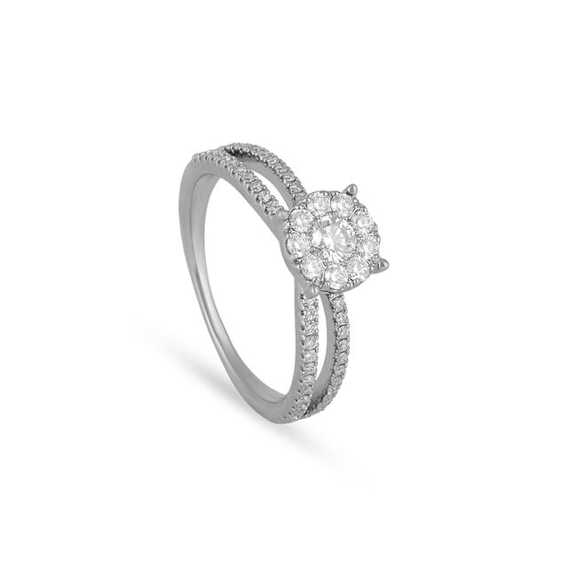Tanishq 18KT Diamond Finger Ring 4