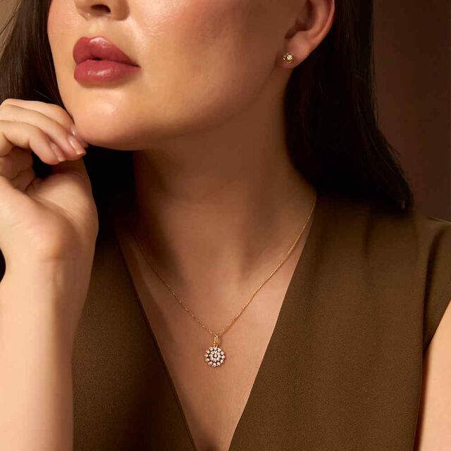 Tanishq 18KT Diamond Pendant for Women 2
