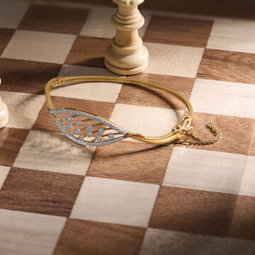Tanishq 18KT Diamond Bangle