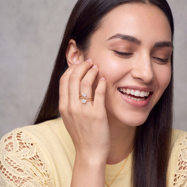 Tanishq 18KT Diamond Finger Ring for Women 2
