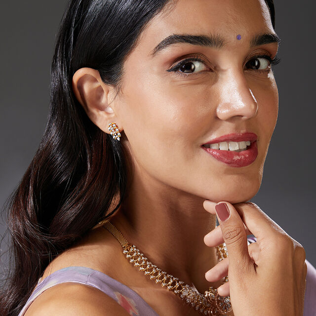 Tanishq 18KT Diamond Earrings for Women 2