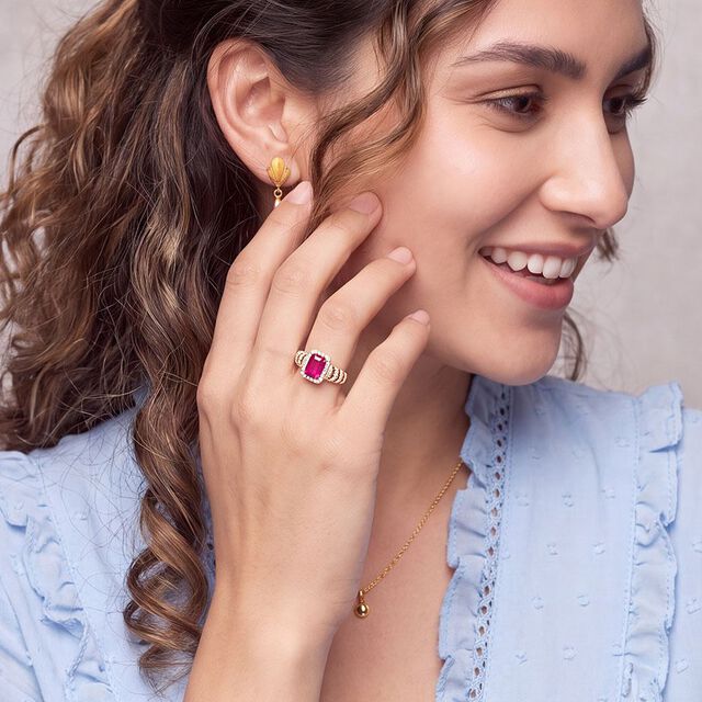 Tanishq 18KT Diamond Finger Ring 2