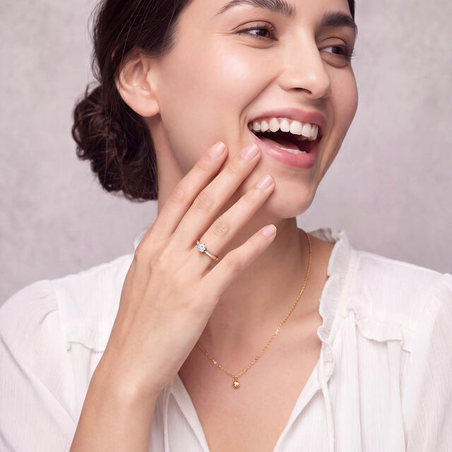 Delicate Radiant Diamond Ring 3