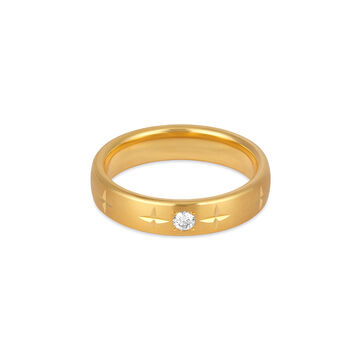 Star Engraved Diamond Finger Ring for Men
